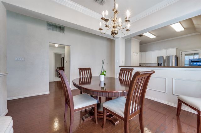 402 Horse Shoe Drive, Euless, TX 76039