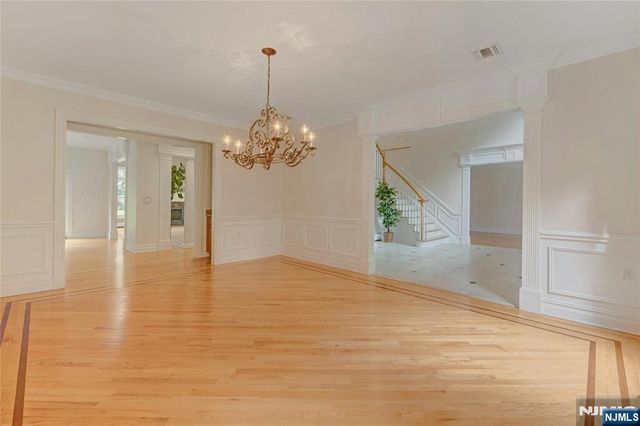 501 Clinton Avenue, Wyckoff, NJ 07481