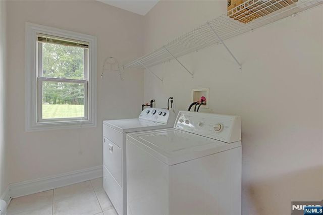 501 Clinton Avenue, Wyckoff, NJ 07481
