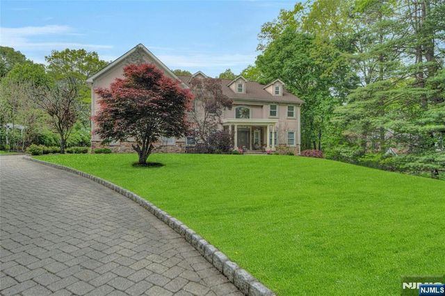 501 Clinton Avenue, Wyckoff, NJ 07481