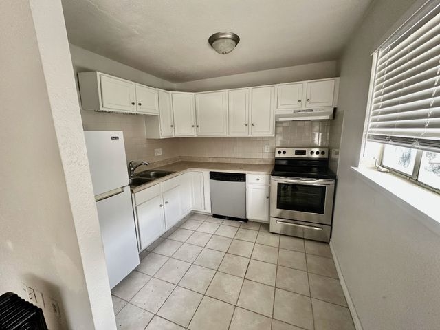 4115 Douglas 204, Dallas, TX 75219