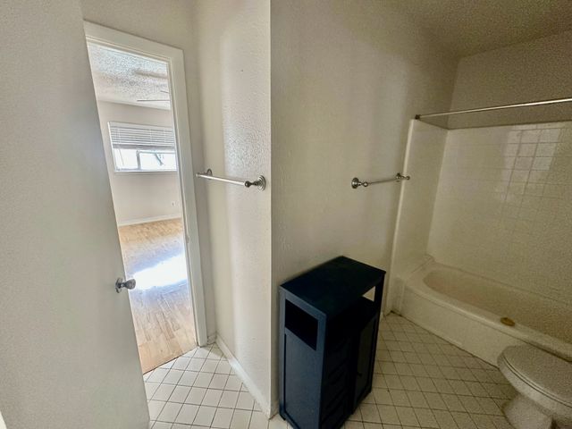 4115 Douglas 204, Dallas, TX 75219