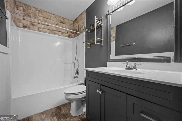 528 Wisteria Drive, Woodstock, GA 30188