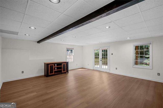 528 Wisteria Drive, Woodstock, GA 30188