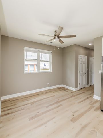 717 N Parkside Avenue 1, Chicago, IL 60644