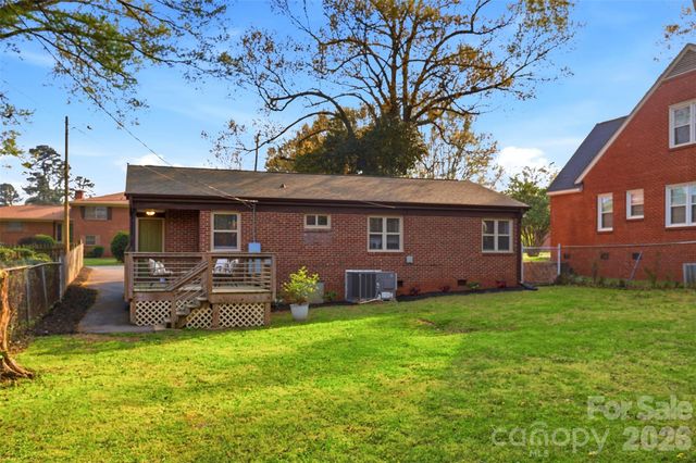 1642 Washington Avenue, Charlotte, NC 28216