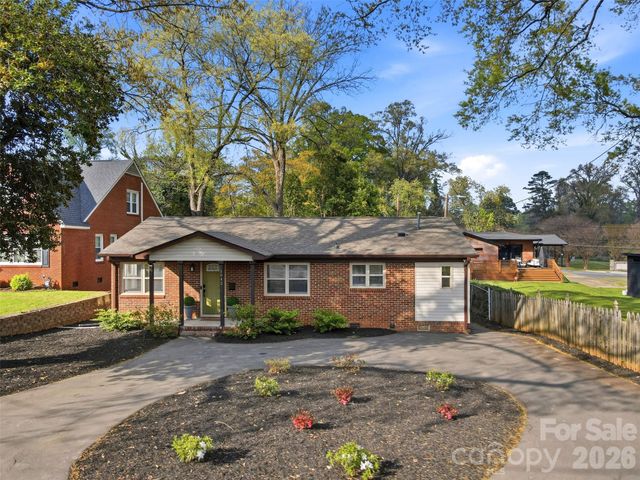 1642 Washington Avenue, Charlotte, NC 28216