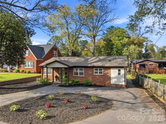 1642 Washington Avenue, Charlotte, NC 28216