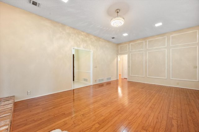 1208 Fairfax Drive, Mansfield, TX 76063