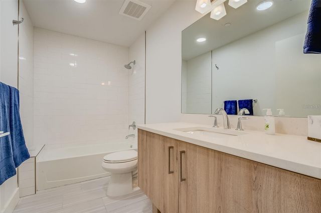 415 ISLAND WAY 311, Clearwater, FL 33767