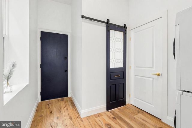 2304 NICHOLAS ST, Philadelphia, PA 19121