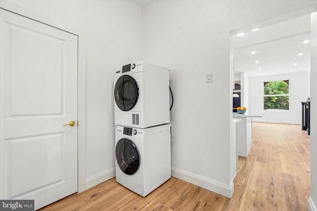 2304 NICHOLAS ST, Philadelphia, PA 19121