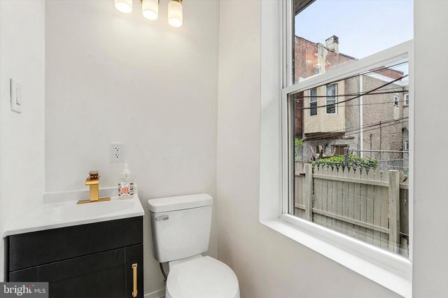 2304 NICHOLAS ST, Philadelphia, PA 19121