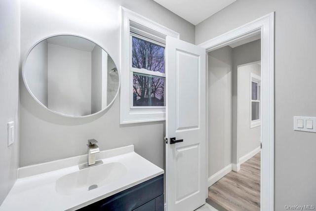 27 Ash Street, Central Islip, NY 11722