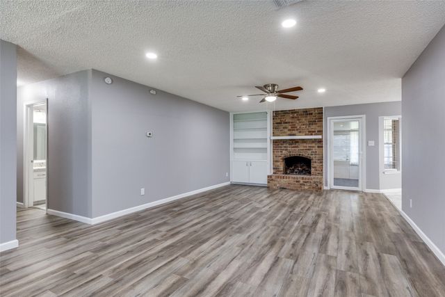 3800 Van Deman Drive, Benbrook, TX 76116