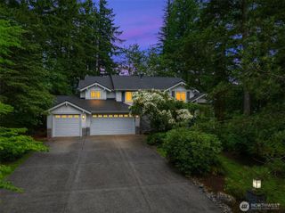 45703 SE 139th Place, North Bend, WA 98045