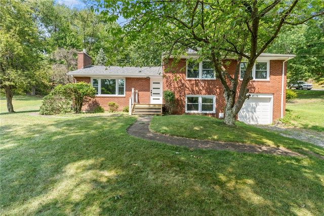 4030 Circle Dr, Hampton, PA 15101