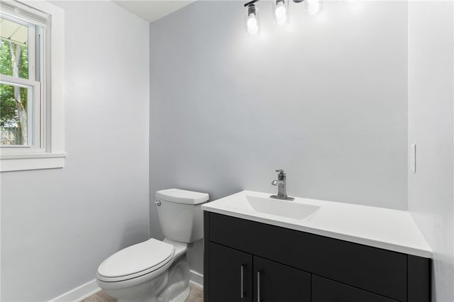 4030 Circle Dr, Hampton, PA 15101