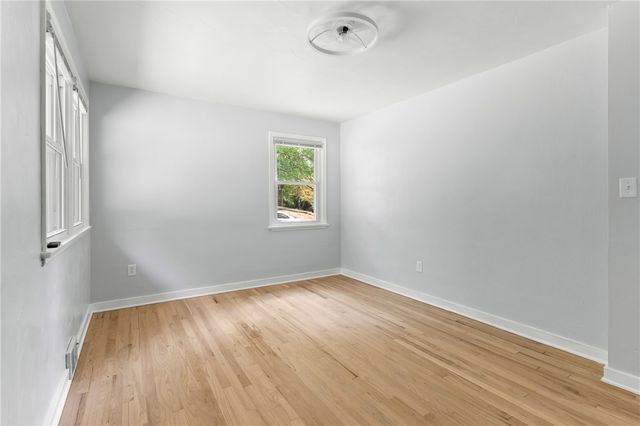 4030 Circle Dr, Hampton, PA 15101