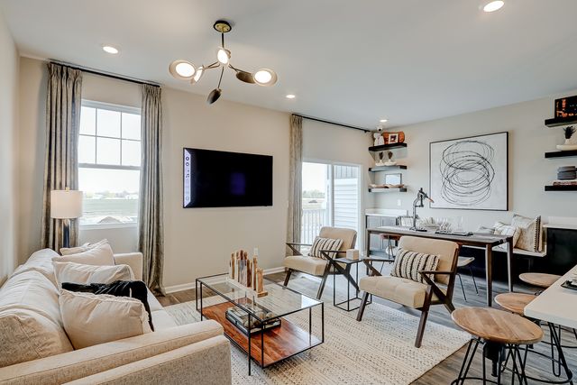 402 Comstock Road, South Elgin, IL 60177