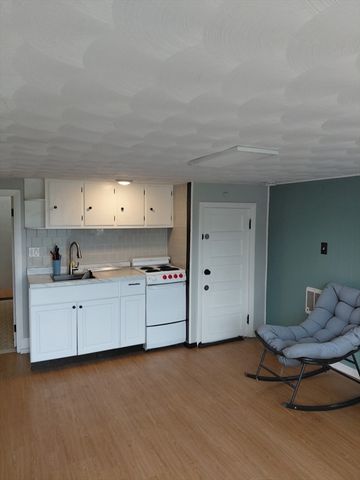 549 Bennington St, Boston, MA 02128