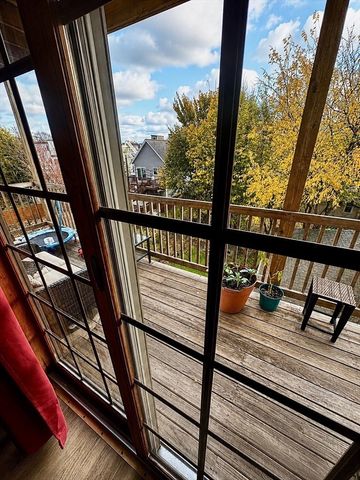 549 Bennington St, Boston, MA 02128