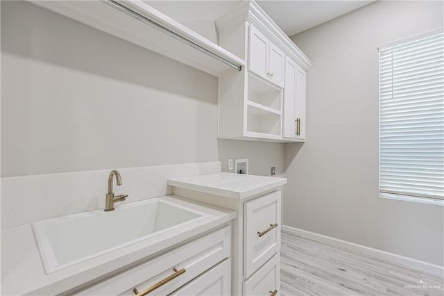 13812 N 35th Lane, Mcallen, TX 78504