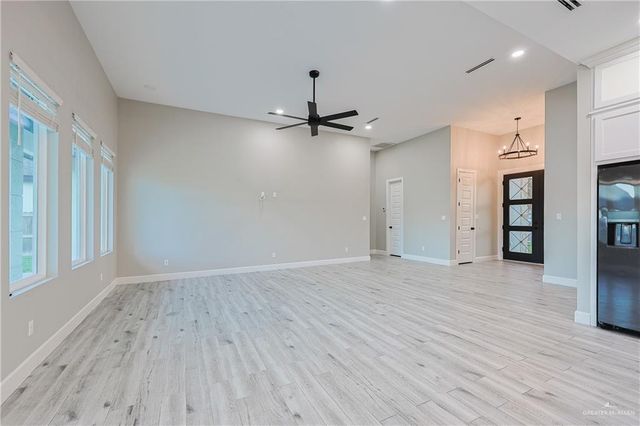 13812 N 35th Lane, Mcallen, TX 78504
