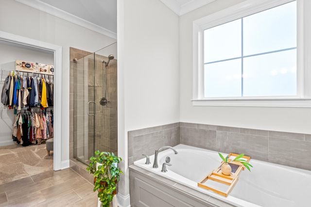 6335 Satjanon Drive, Ooltewah, TN 37363