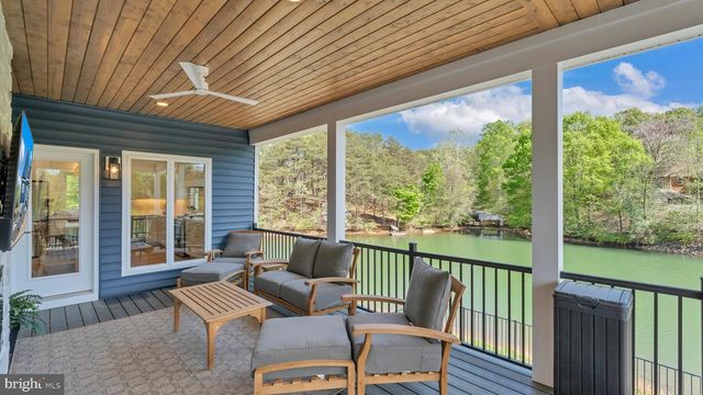 2937 BLOUNT DR, Bumpass, VA 23024