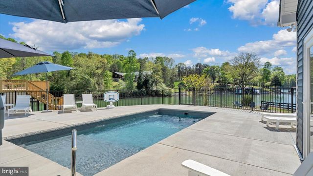 2937 BLOUNT DR, Bumpass, VA 23024