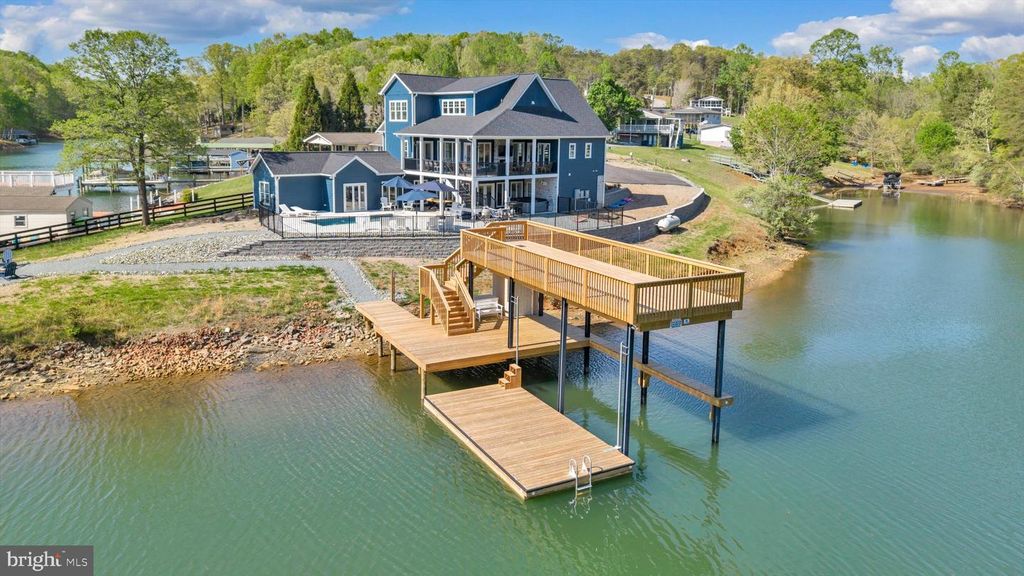 2937 BLOUNT DR, Bumpass, VA 23024