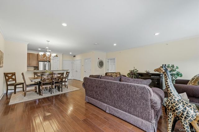 1309 Views Way, Pomona, NY 10970