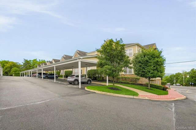 1309 Views Way, Pomona, NY 10970
