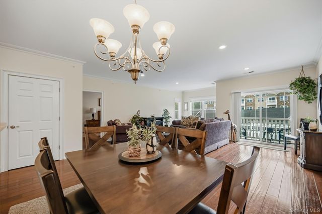 1309 Views Way, Pomona, NY 10970