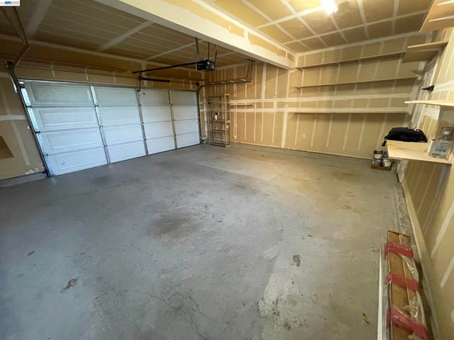 1043 Ashbridge Bay Dr, Pittsburg, CA 94565