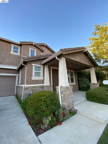 1043 Ashbridge Bay Dr, Pittsburg, CA 94565