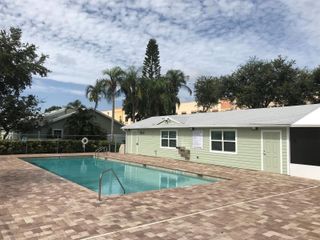 1534 Royal Forest Court, West Palm Beach, FL 33406