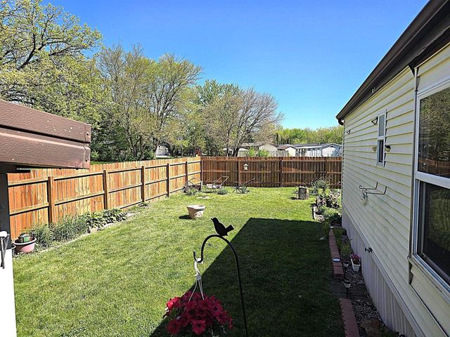 127 Falling Creek Circle, Janesville, WI 53548