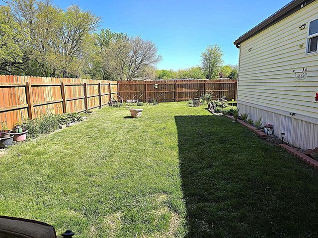 127 Falling Creek Circle, Janesville, WI 53548