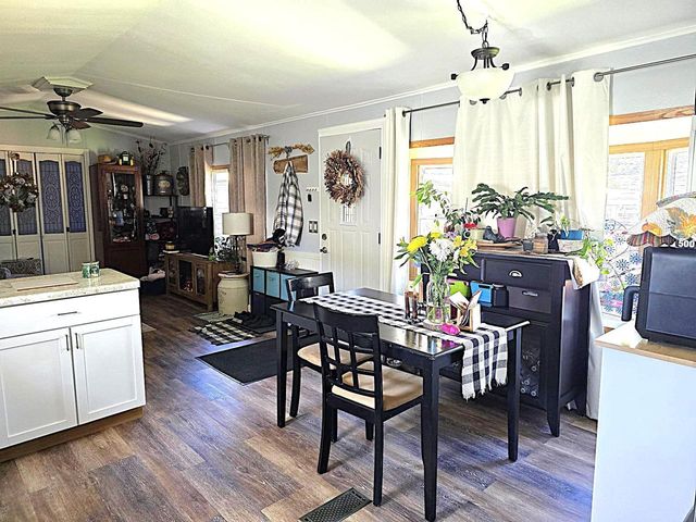 127 Falling Creek Circle, Janesville, WI 53548