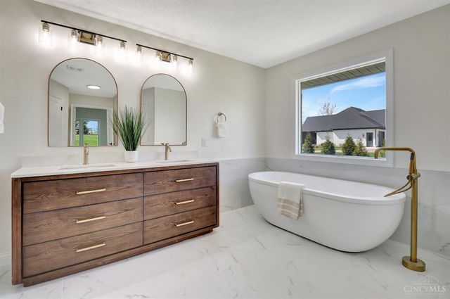 6967 Hamilton Mason Road, West Chester, OH 45069