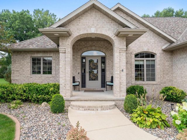 2012 E Higgins HILL, De Pere, WI 54115