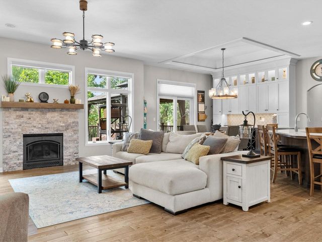 2012 E Higgins HILL, De Pere, WI 54115