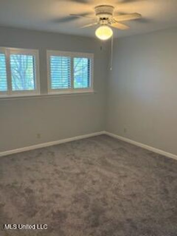 5125 Old Canton Road, 201, Jackson, MS 39211