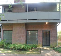 5125 Old Canton Road, 201, Jackson, MS 39211