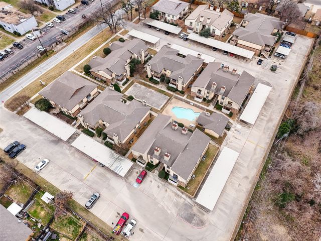 1735 Crest Grove Drive, Arlington, TX 76012