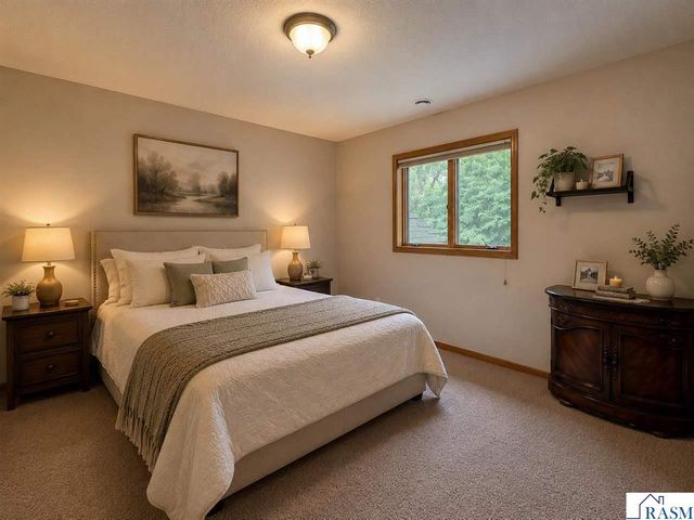 120 Sunburst Circle, Mankato, MN 56001