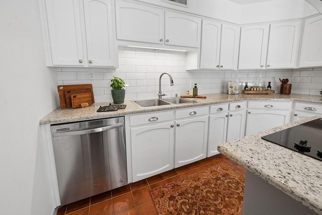 22110 SW 15TH AVENUE, Newberry, FL 32669