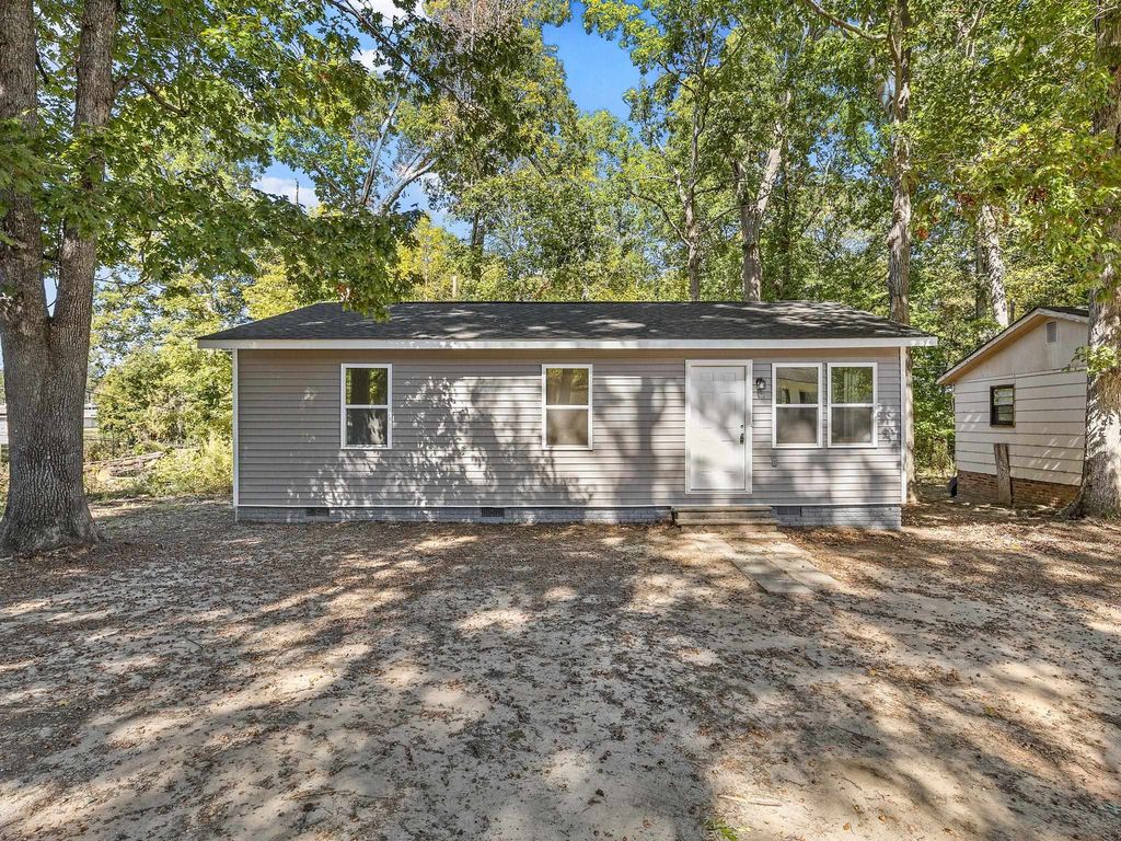 3 lynwood Drive, Spartanburg, SC 29302